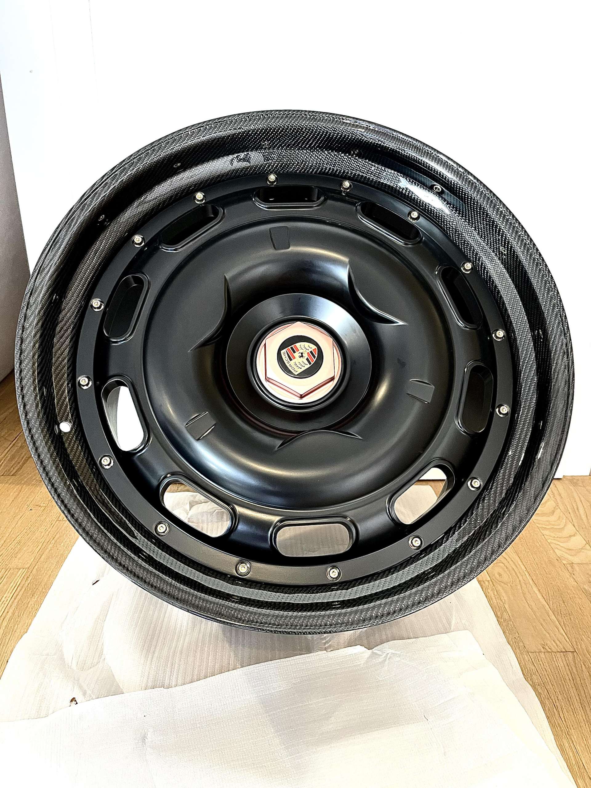 Forged Wheel GTRS – P.9930RW Carbon - Image 3