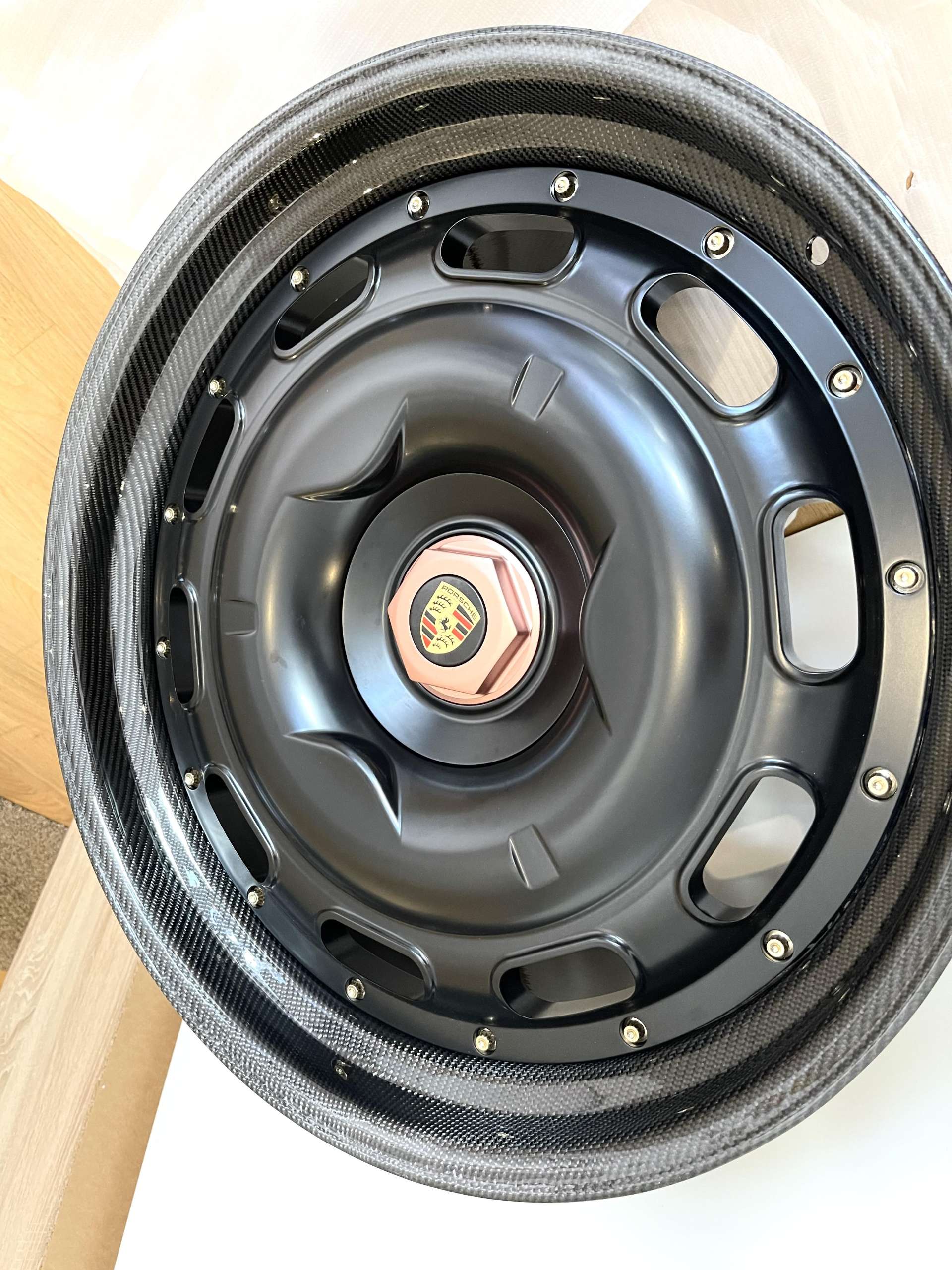 Forged Wheel GTRS – P.9930RW Carbon - Image 4